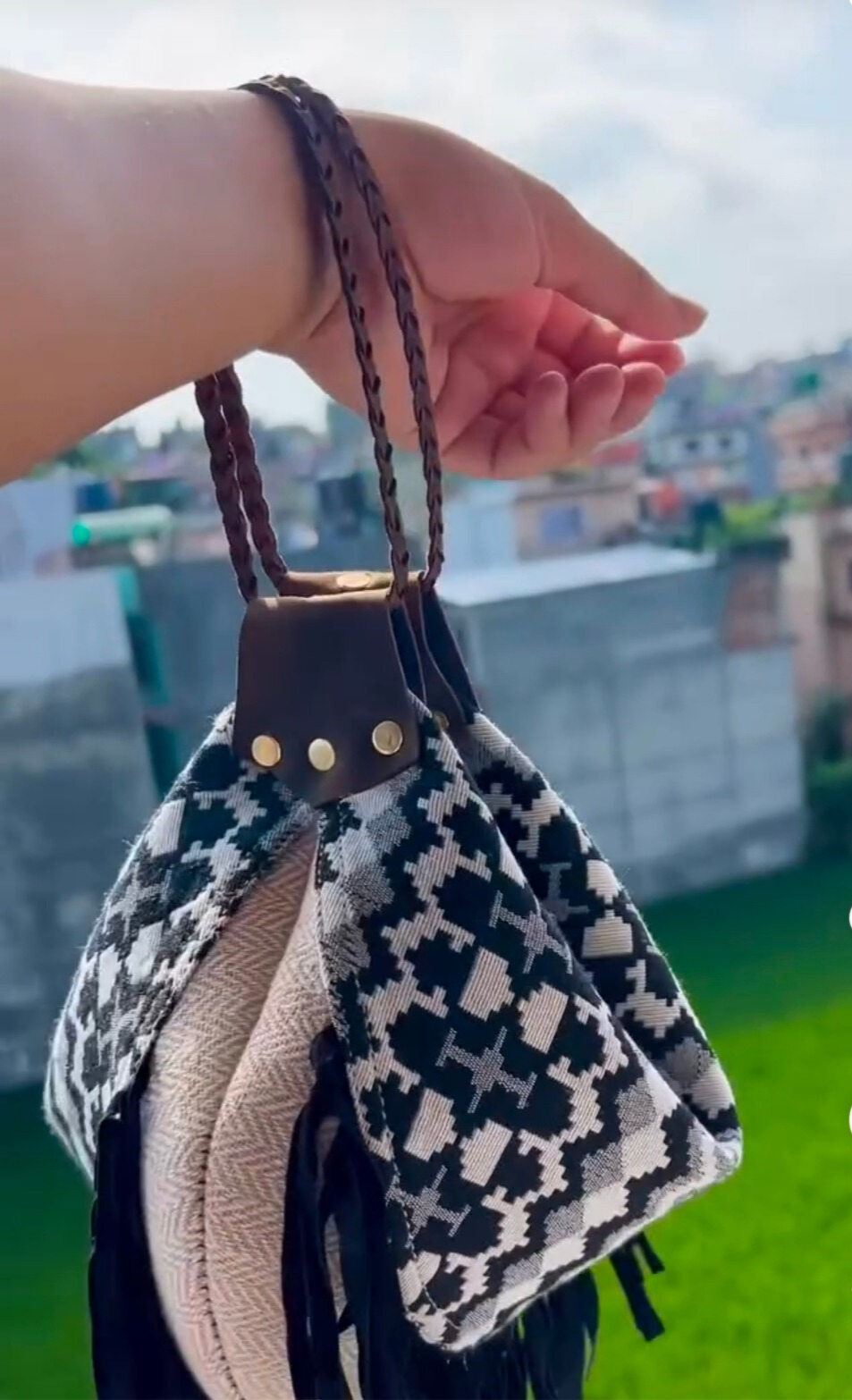 Himkimalya Partybag