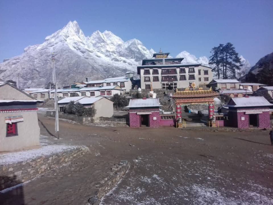 Everest Base Camp Budget Trek- 12 Days. (TR40)