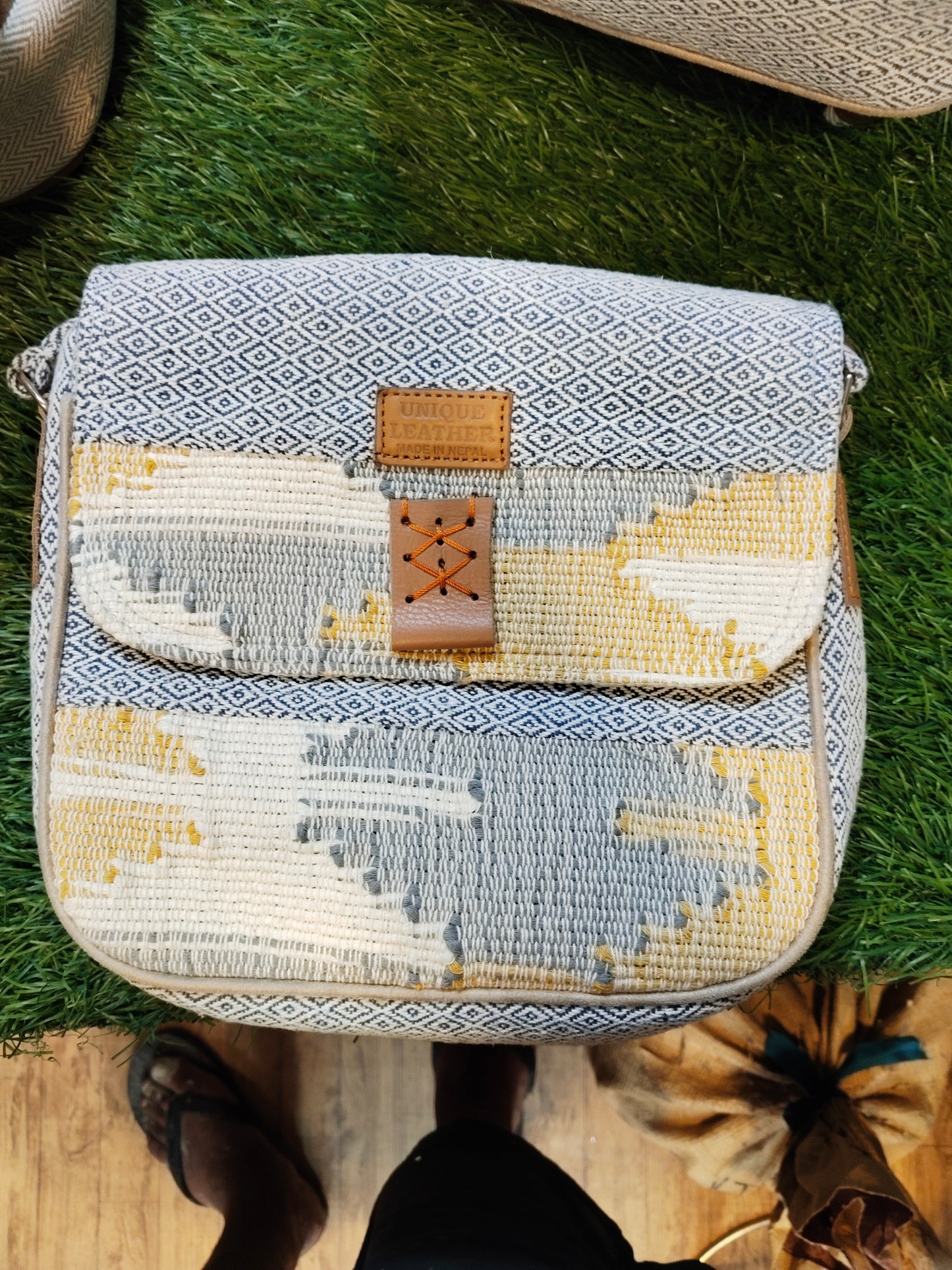 Himkimalya Sidebag