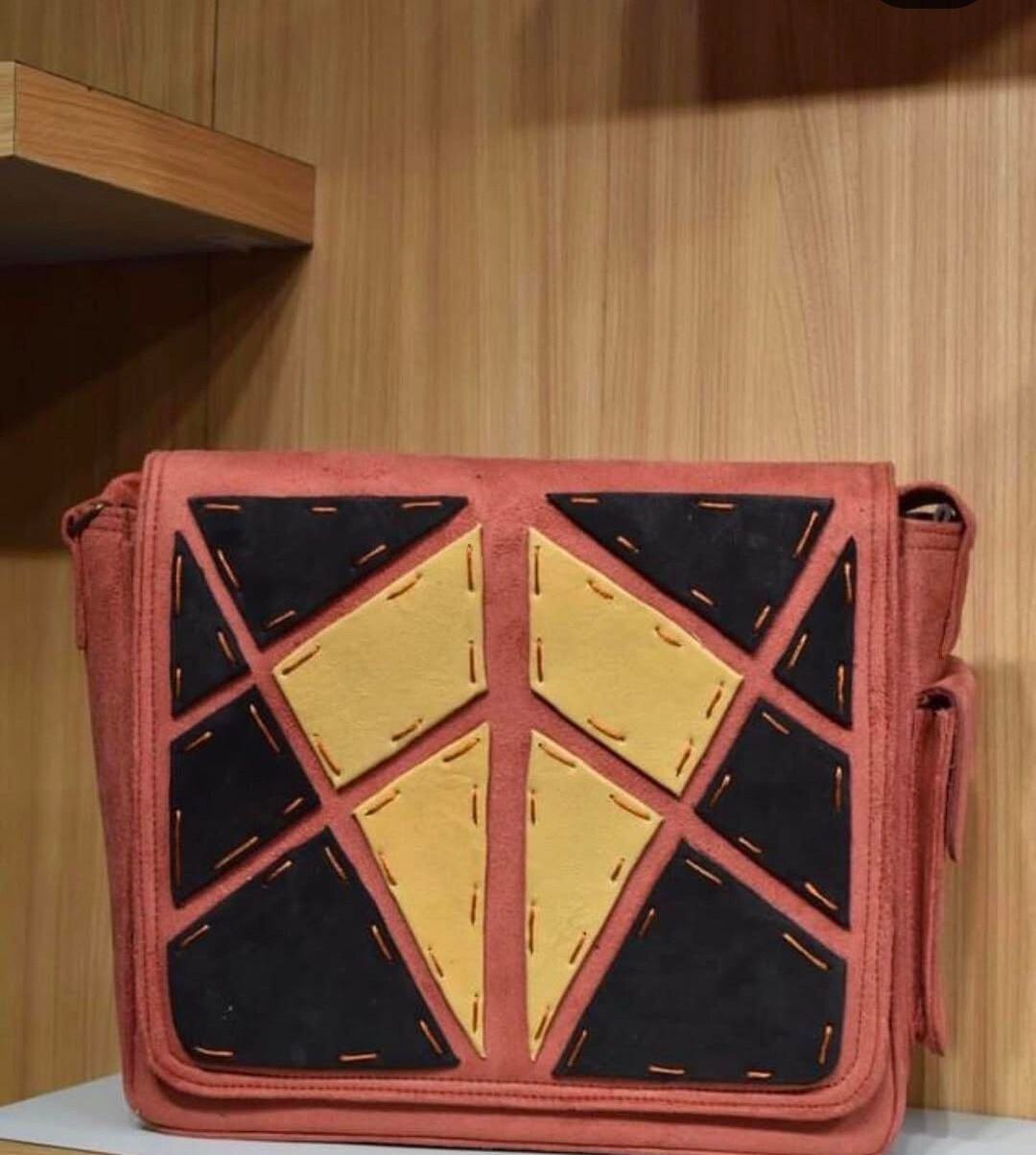Himkimalya Leather Laptop