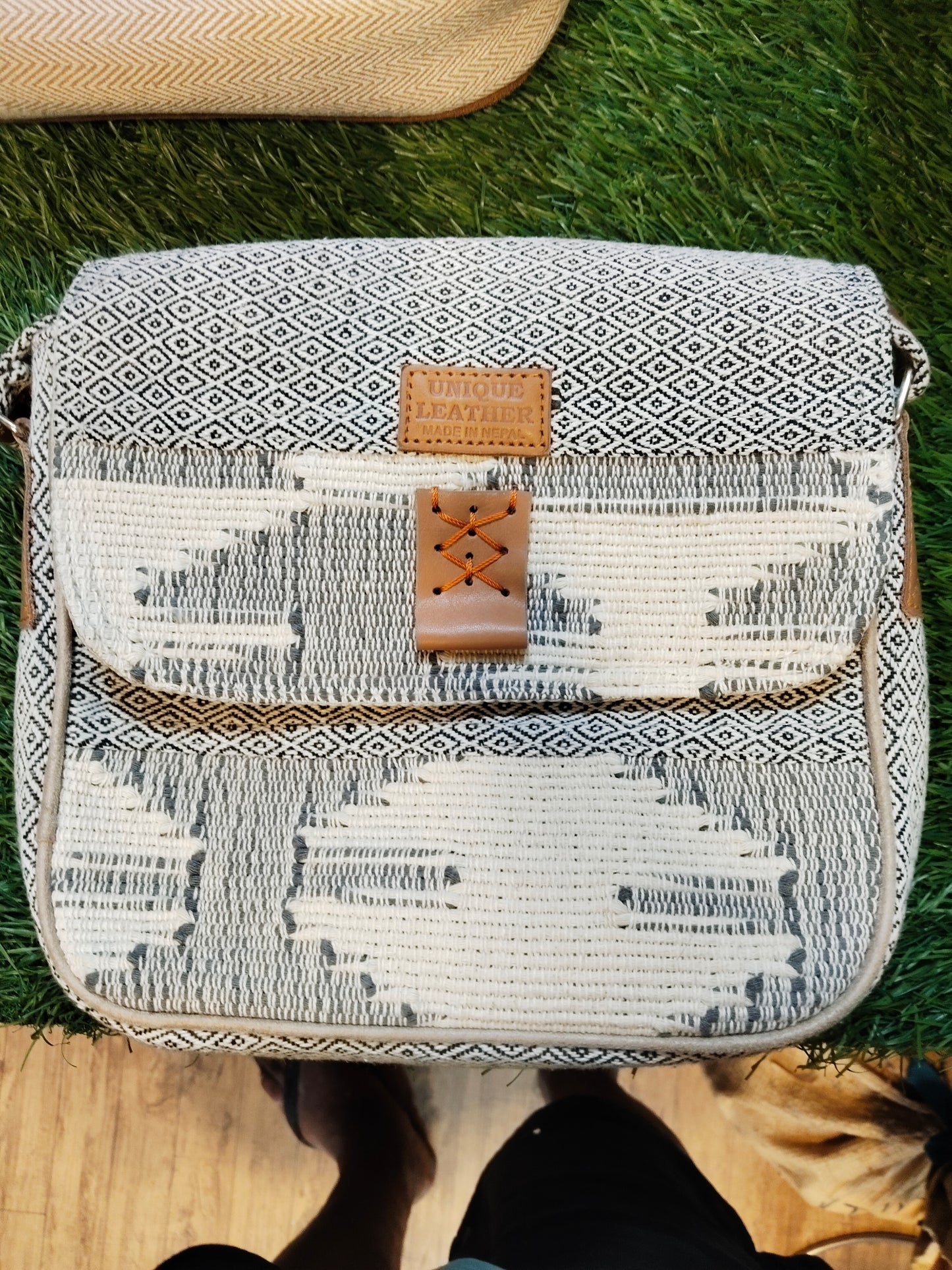 Himkimalya Sidebag