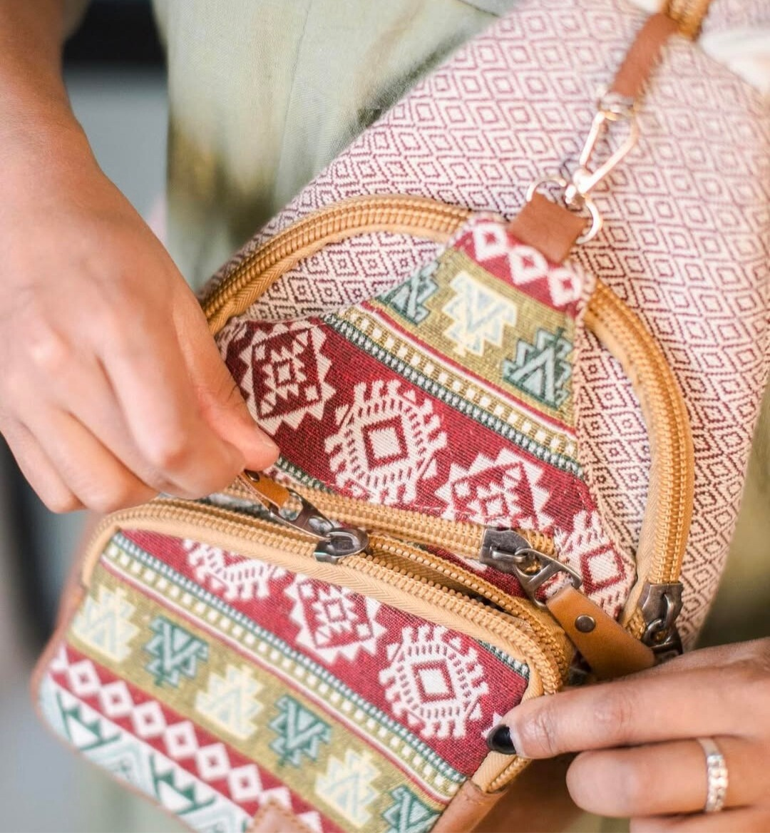Himkimalya Chest Bag