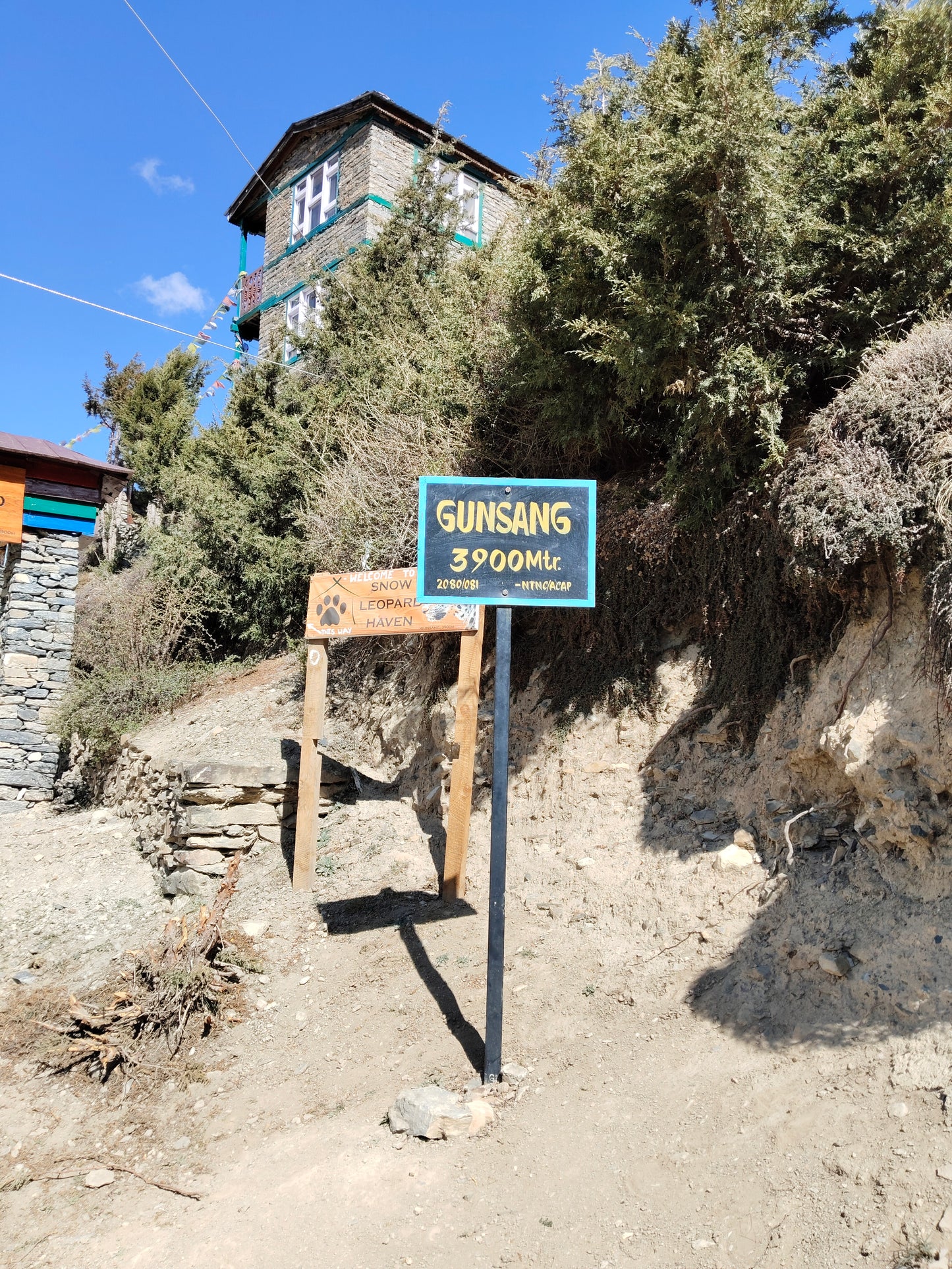 Annapurna Circuit Standard Trek- 16 Days (TR50)