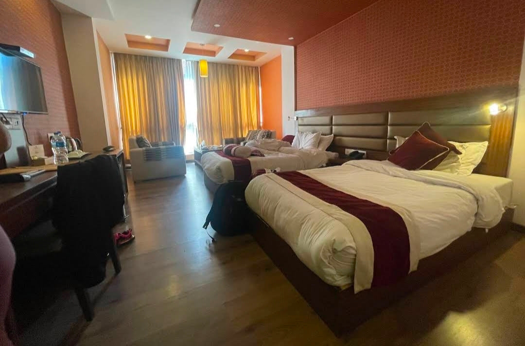 🏔️ LangtangPremium Plus Luxury Package – 18 Days  (TR21)