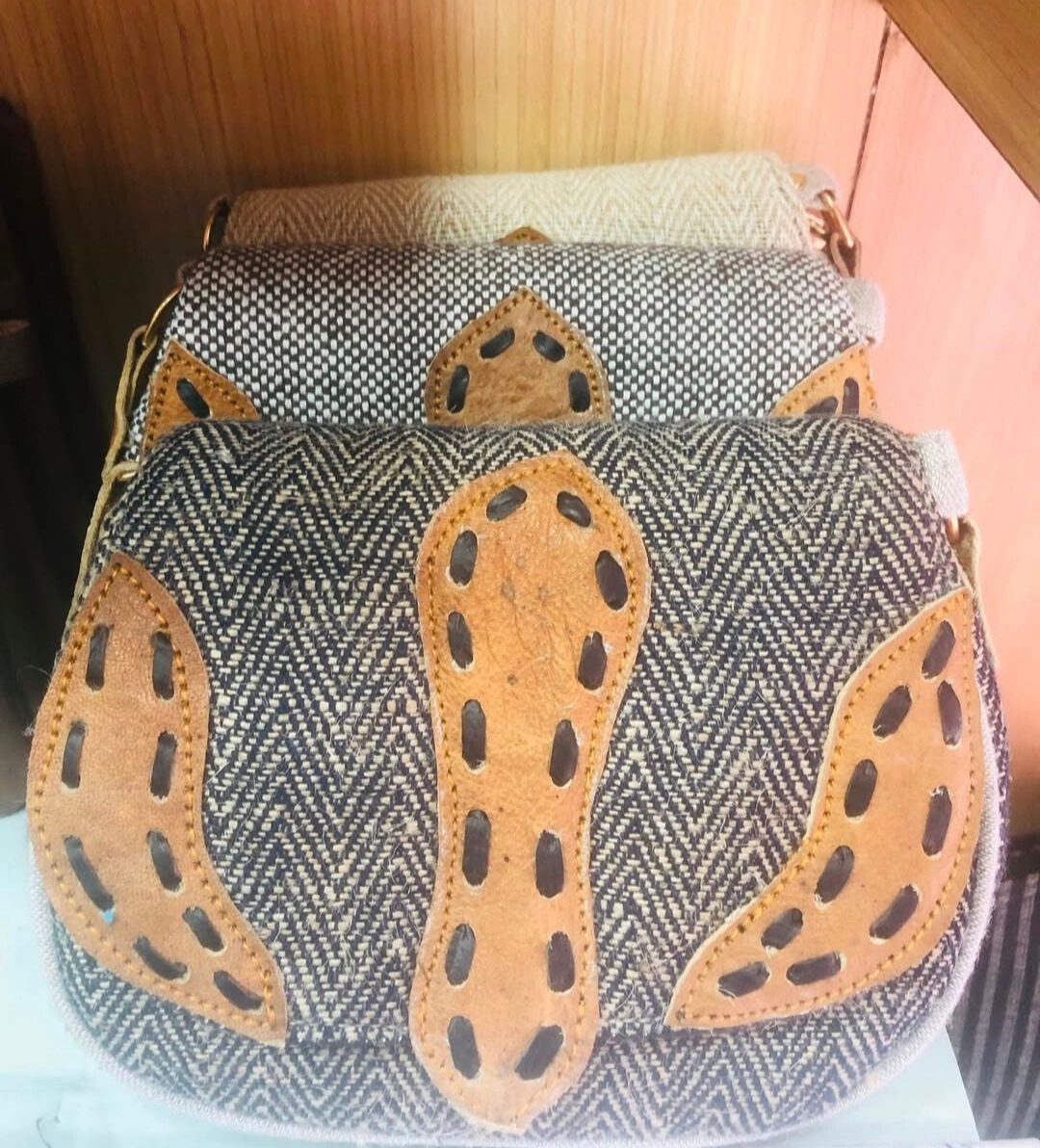 Himkimalya Sidebag
